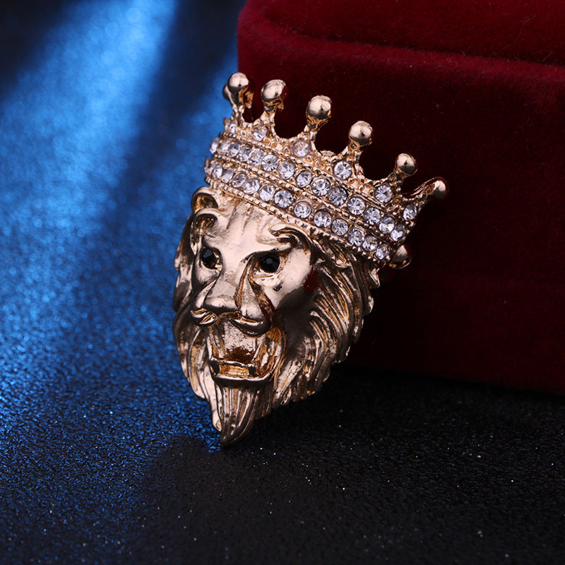 Vintage Retro Lion Brooch for Men