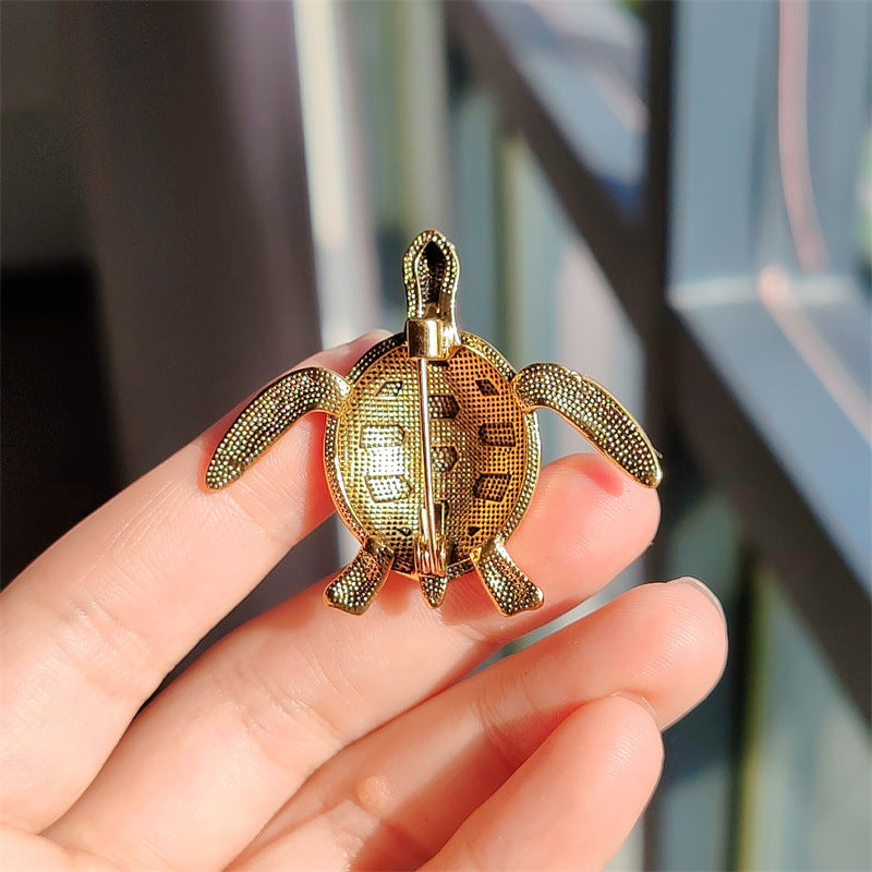 Unique Brooch for Fashion Accessories