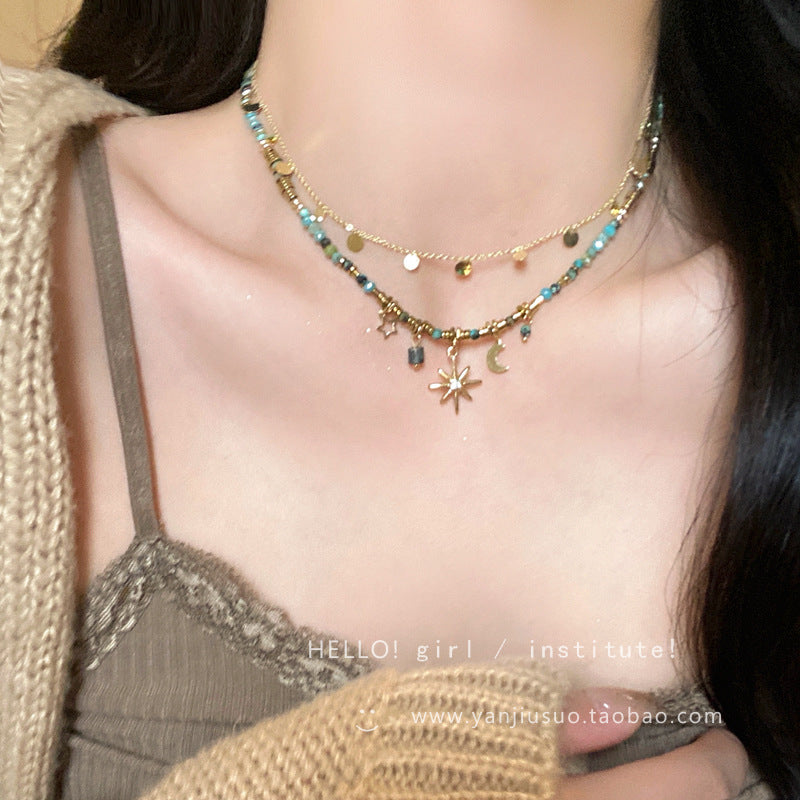 Stylish layered vintage necklace with geometric design