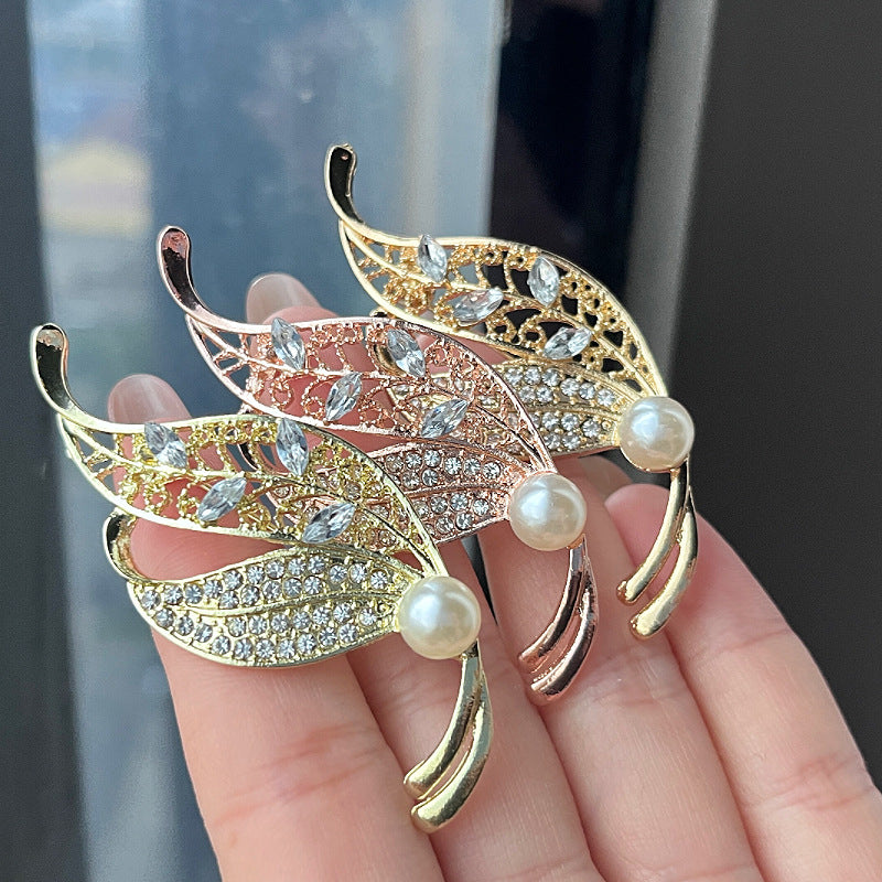 Elegant Leaf Brooch with Pearl and Rhinestones - Image 1
