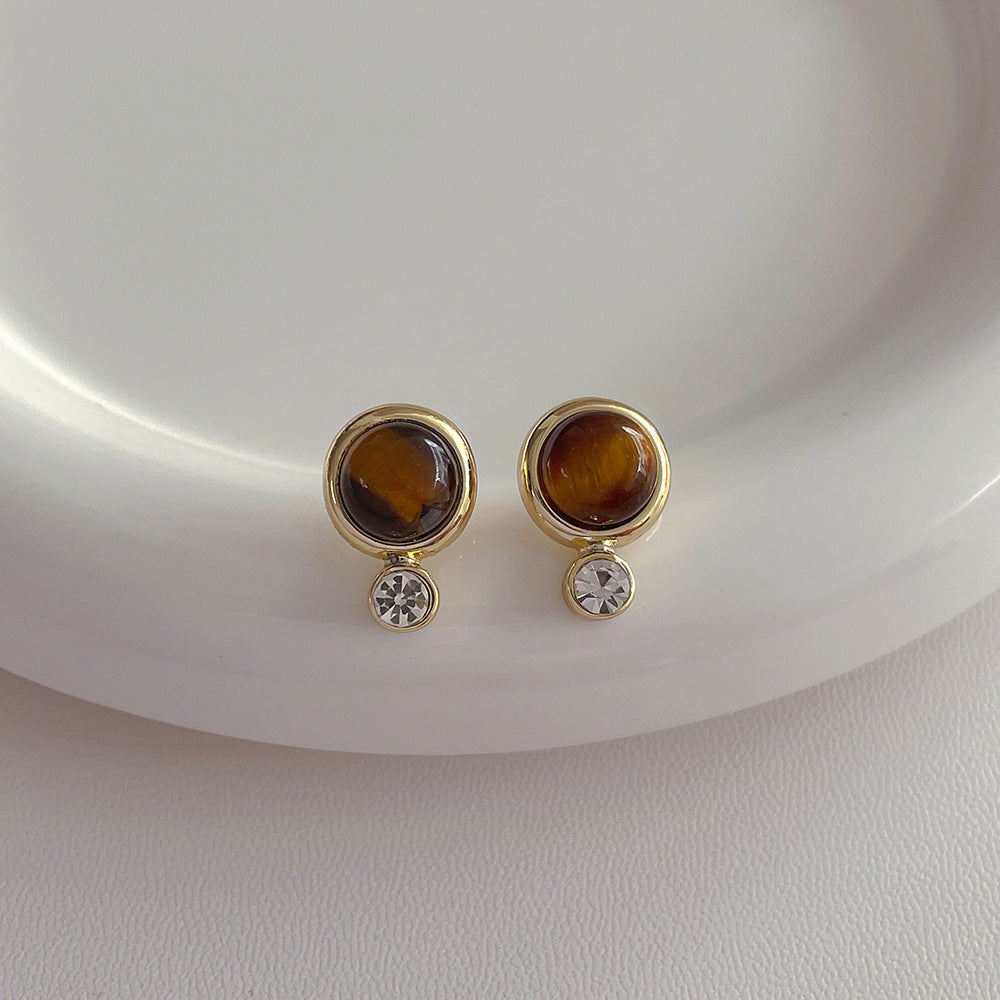 Lightweight earrings for all day wear