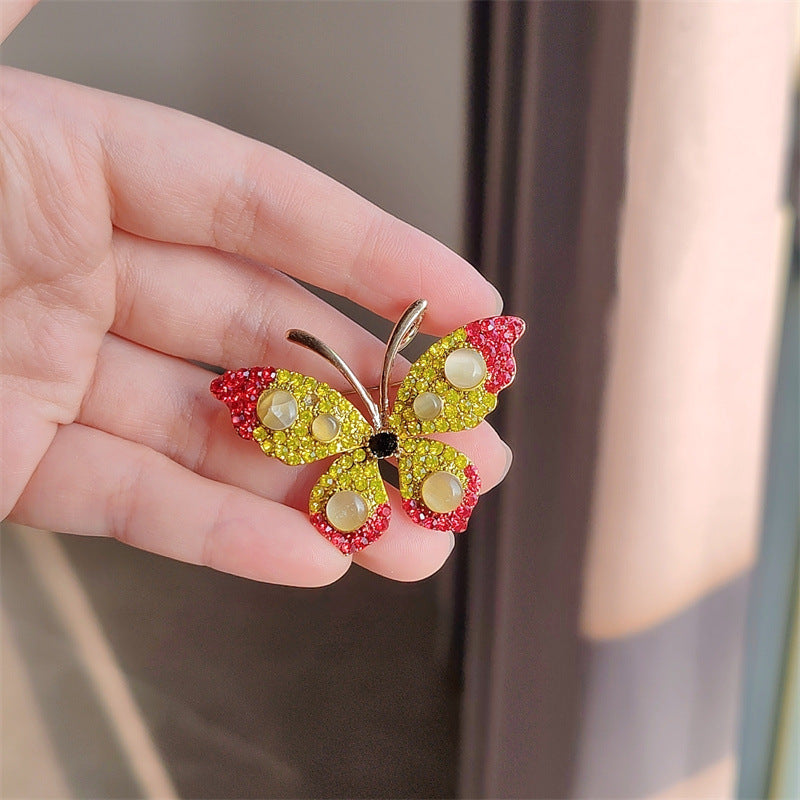 Elegant rhinestone butterfly brooch