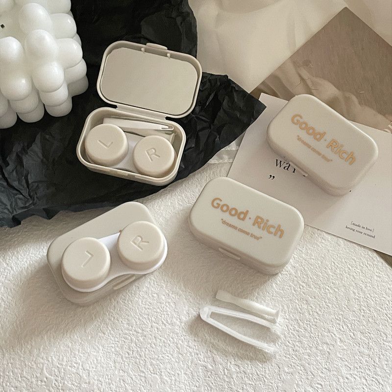 Compact lens storage solution for travel