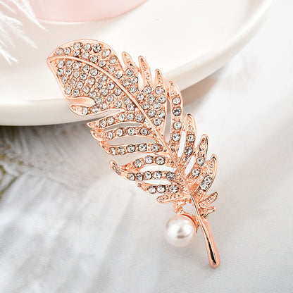 Heart-shaped brooch with colorful rhinestones image 4