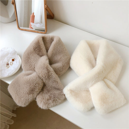 faux fur neck warmer in black