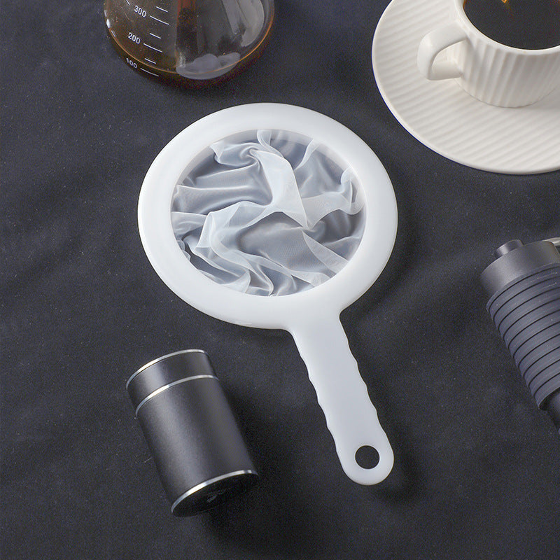 Versatile juice strainer for cooking