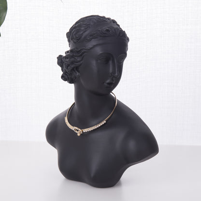 nordic design mannequin for necklace display