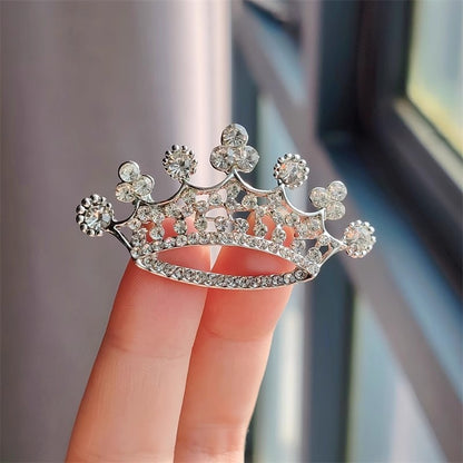 Elegant style crown brooch for women