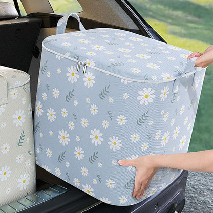 Large storage bag for clothing and bedding