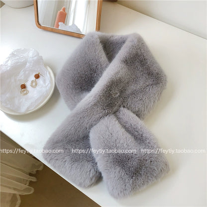 faux fur neck warmer in black
