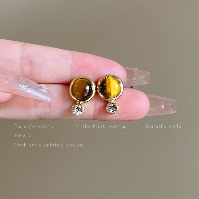 Lightweight earrings for all day wear