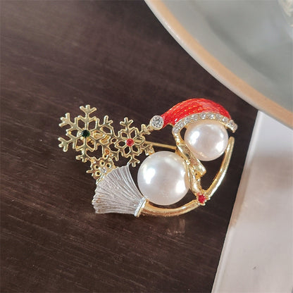 Charming Snowman Brooch for Holiday Fashion