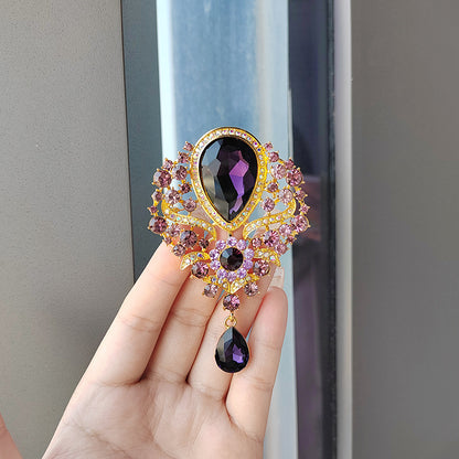 Vintage crystal drop brooch image 10