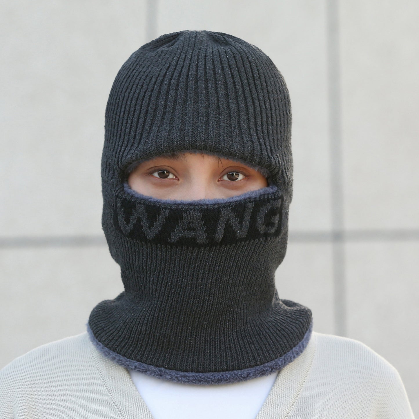 Men's winter beanie hat in dark gray