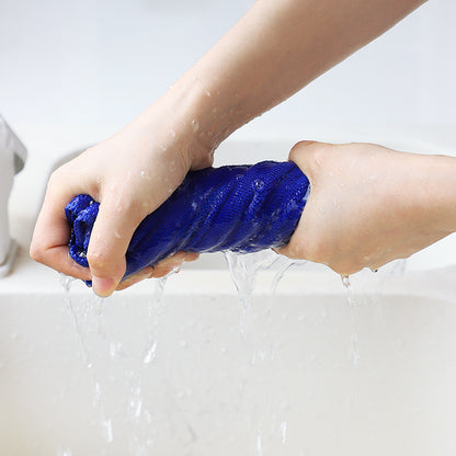Microfiber cloth for glass cleaning