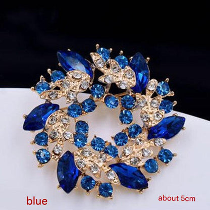 stylish flower brooch accessory