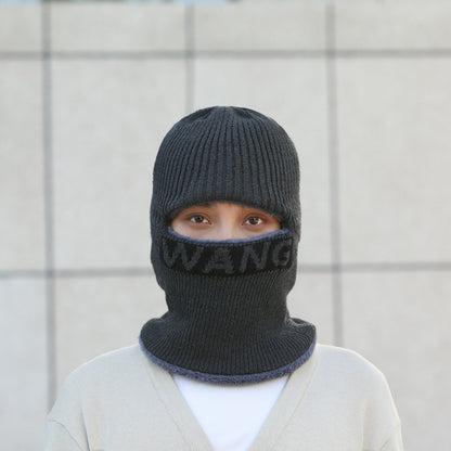 Men's thick knitted winter cycling beanie hat in black