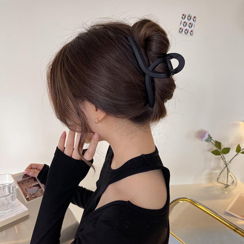 Various Color Options of Hair Claw Clip - Image 5