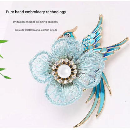 Sparkling crystal brooch wedding gift idea