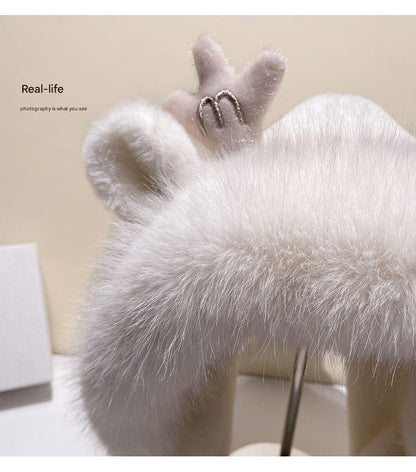 Plush winter hat with antlers - image 1