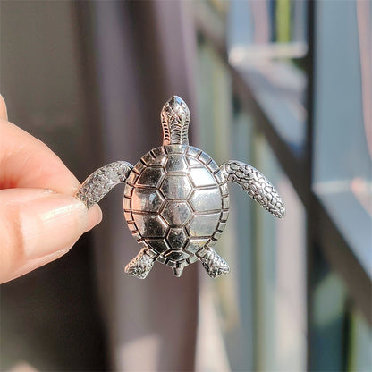 Unique Brooch for Fashion Accessories