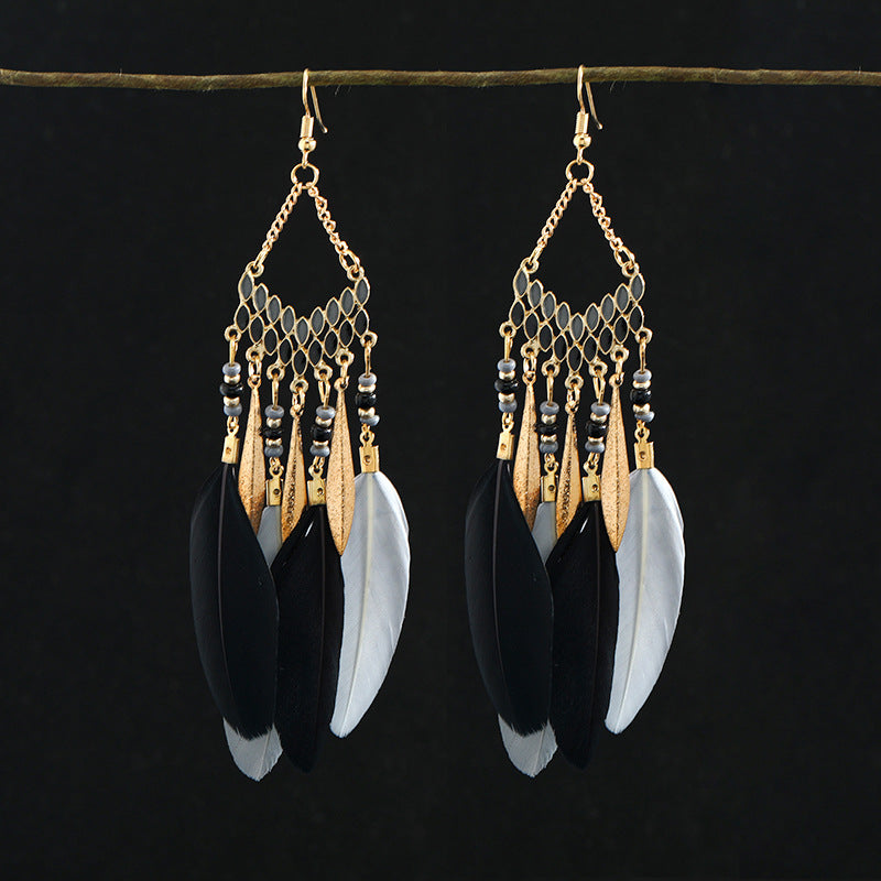 Vintage style feather earrings for women