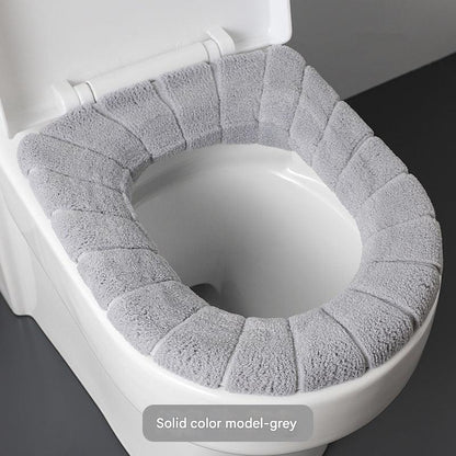 Cozy toilet cover in blue