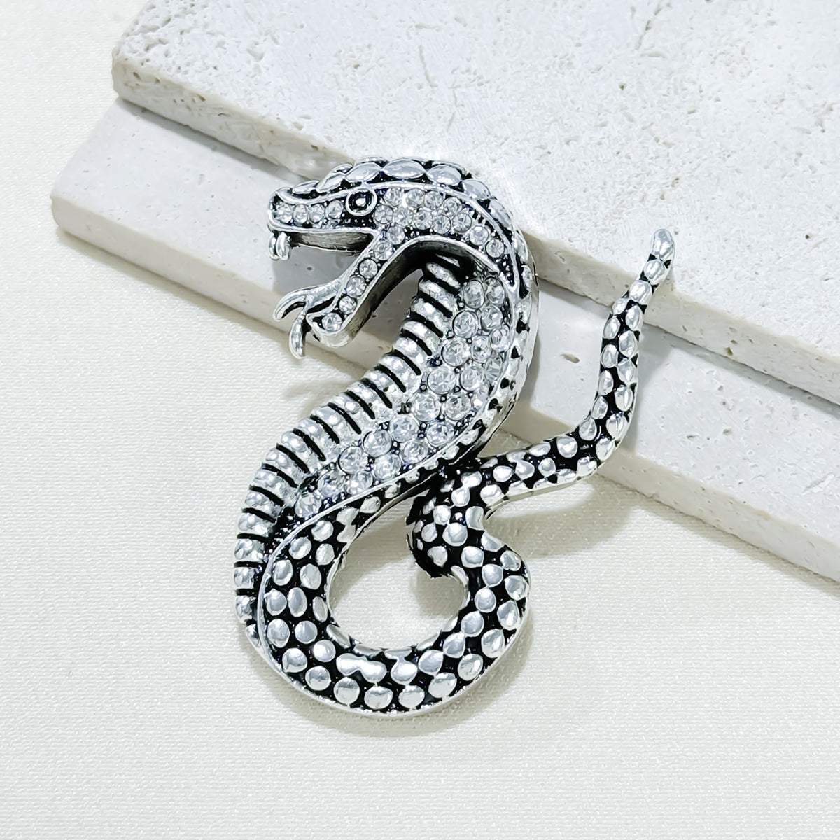 Unique Fashion Brooch for Men and Women