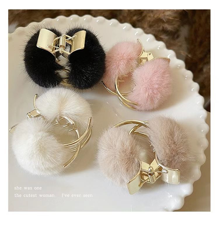 Plush Metal Hair Claw in Pink