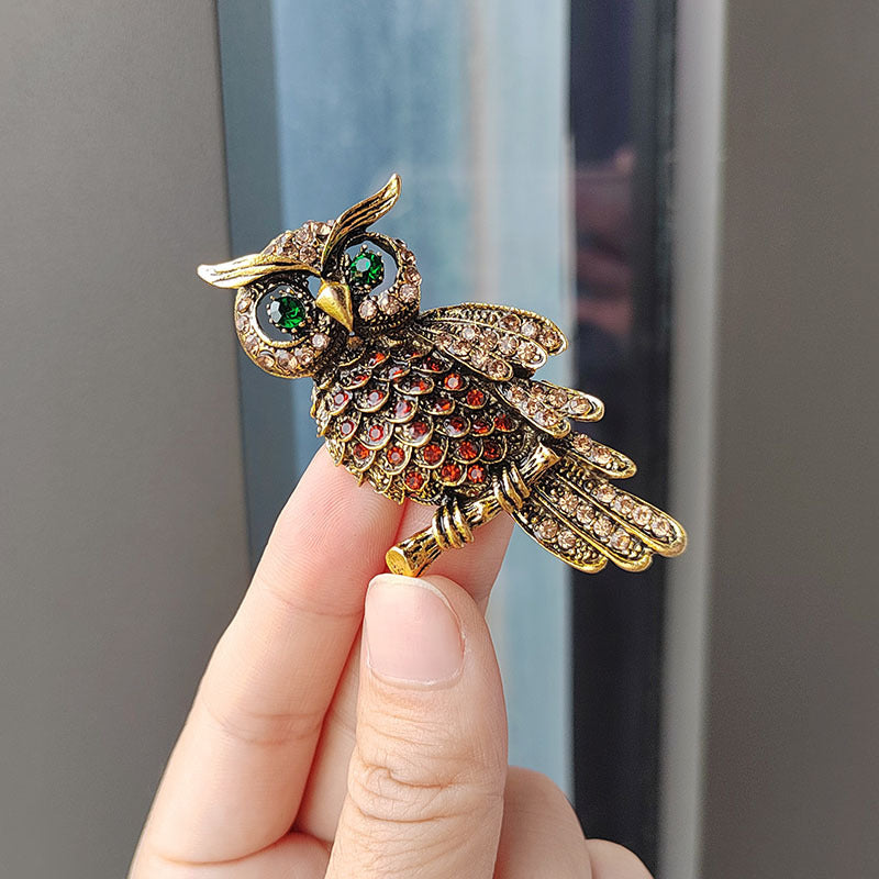 Elegant Owl Brooch with Diamonds 3