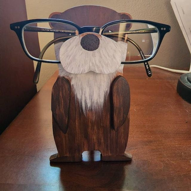 Wooden animal eyeglasses holder pig design
